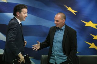 Με τον Βαρουφάκη ή με τον Ντάισελμπλουμ;
